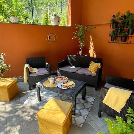 Penzion Villa Amelie Mladá Boleslav エクステリア 写真
